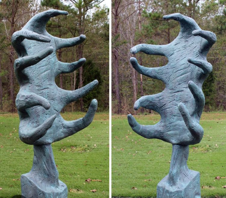 Beetlejuice 2 sculpture stolen