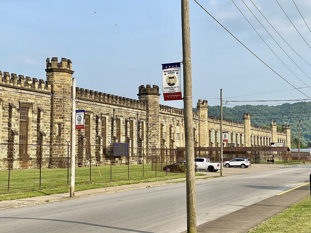 Moundsville Penitentiary's radial design