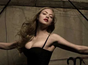 amanda-seyfried-sexy-nightout-photos